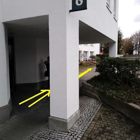 Pensionat Sroom 118 And 119 In Center Reutlingen